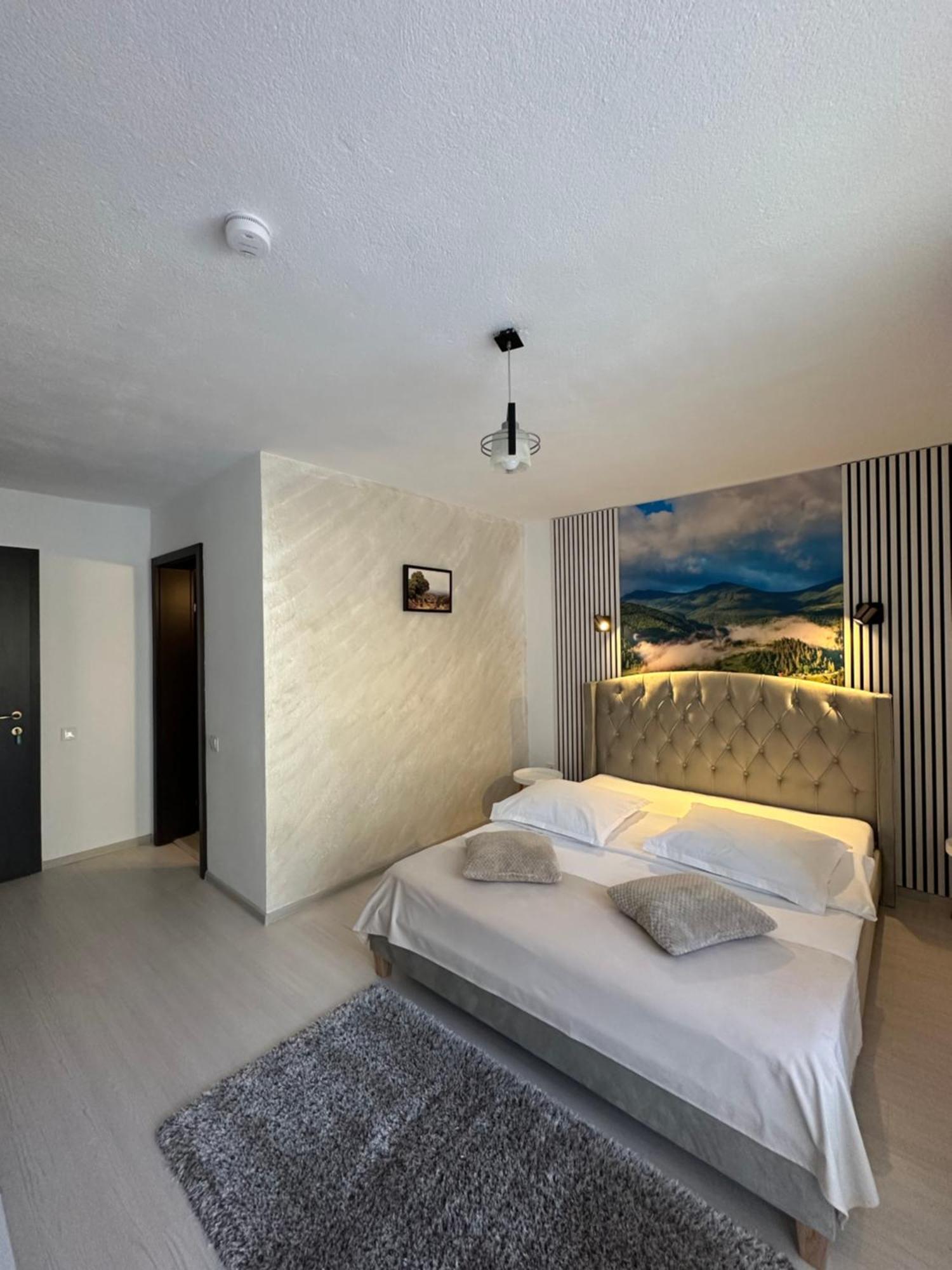 Casuta De Langa Izvor Hotel มัวเยชู เด ซุส ภายนอก รูปภาพ